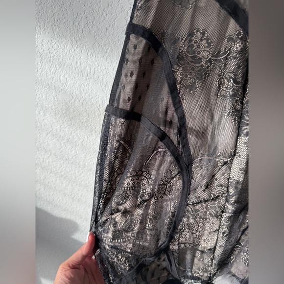 Bebe Lace Overlay Mini Dress Bodycon XS Vintage Y2K - Picture 9 of 12